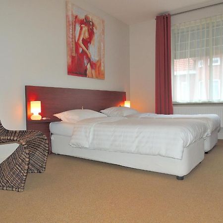 Hotel Mieke Pap Poppel Екстериор снимка