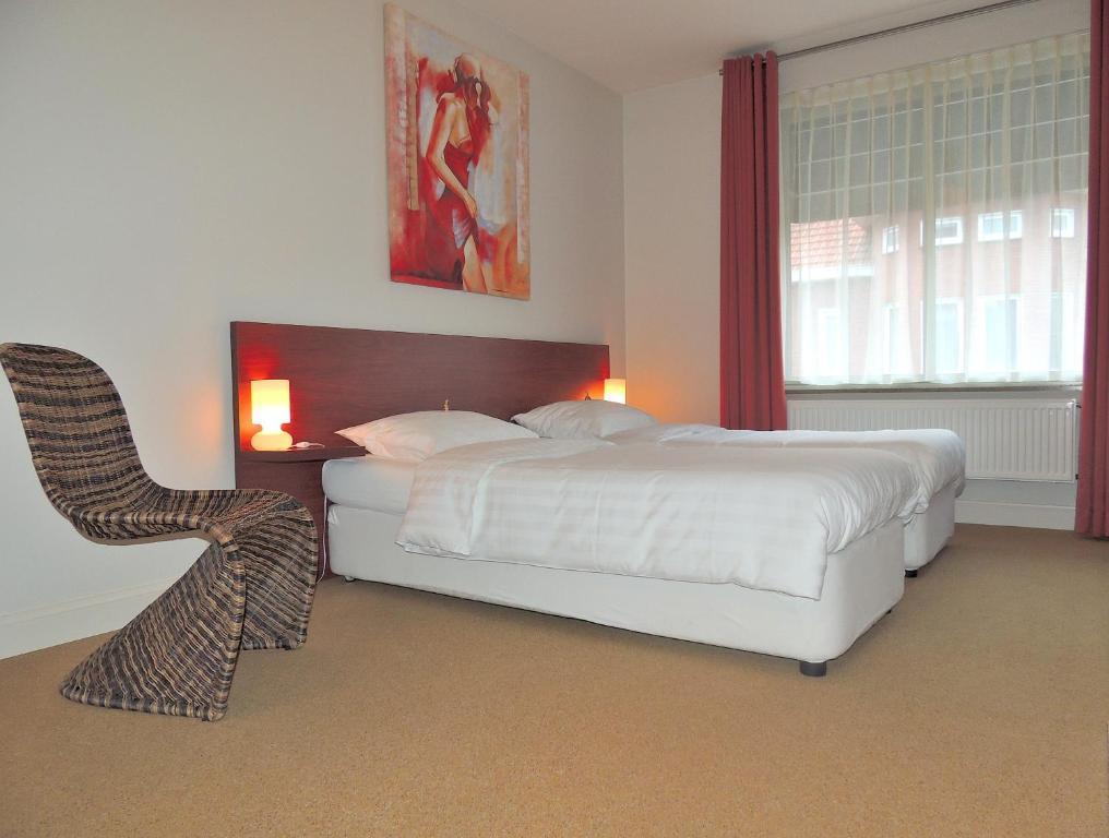 Hotel Mieke Pap Poppel Екстериор снимка